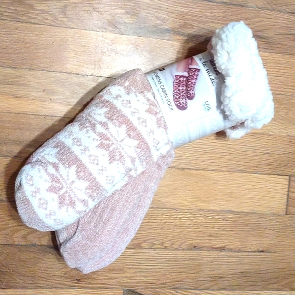 Muk Luks Accessories - NEW MUK Luks twin pack cabin socks large